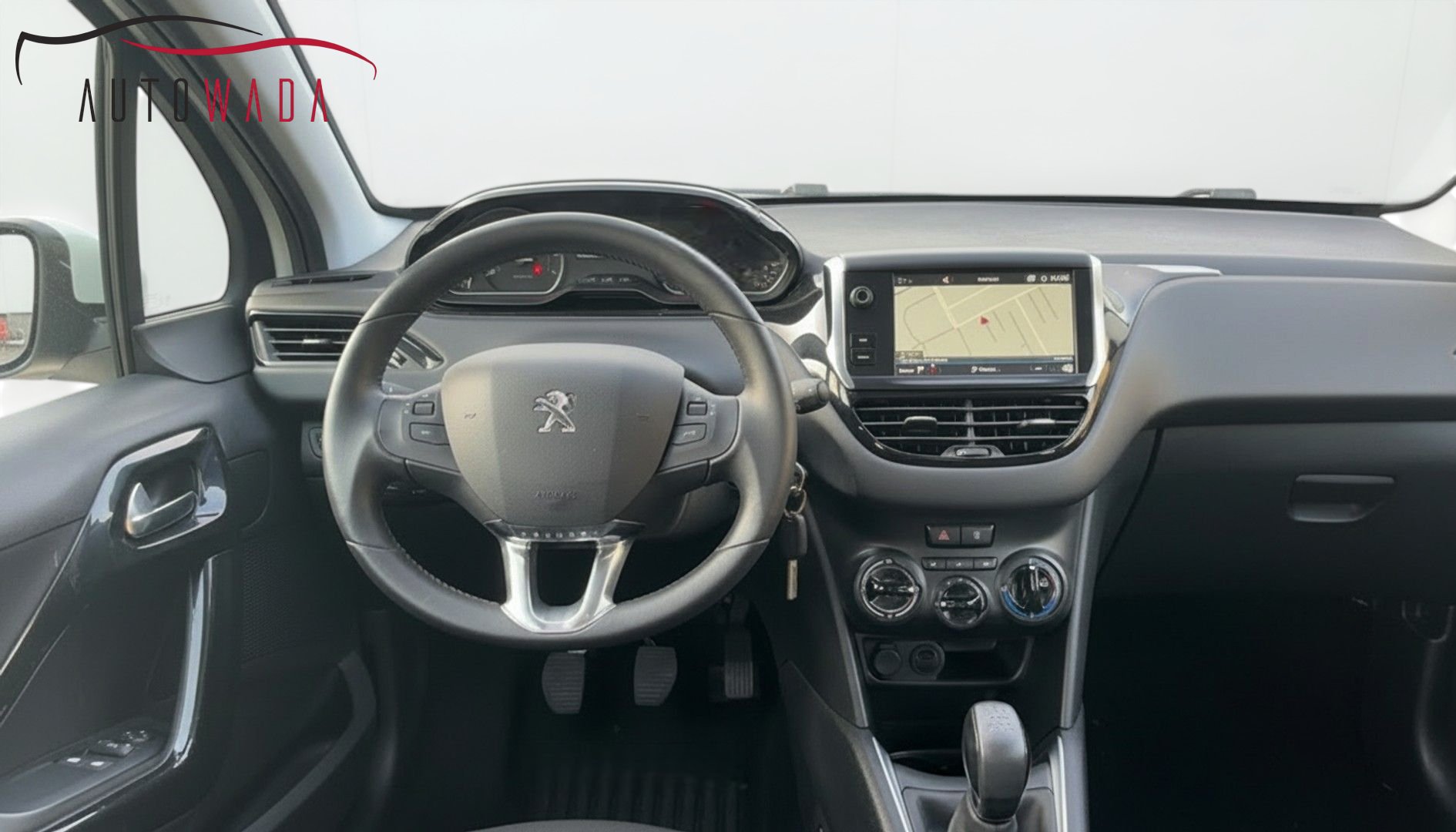 Miniatura 12 Peugeot 208 1° serie