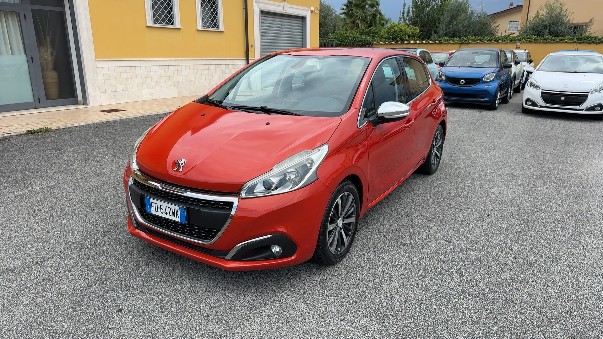 Miniatura 8 Peugeot 208 1° serie
