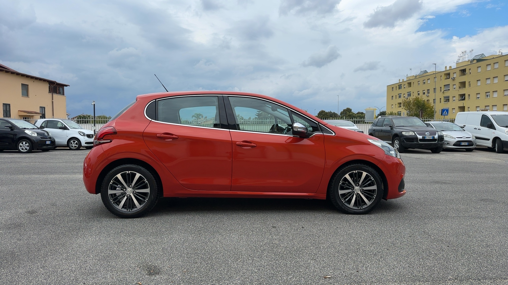 Miniatura 5 Peugeot 208 1° serie