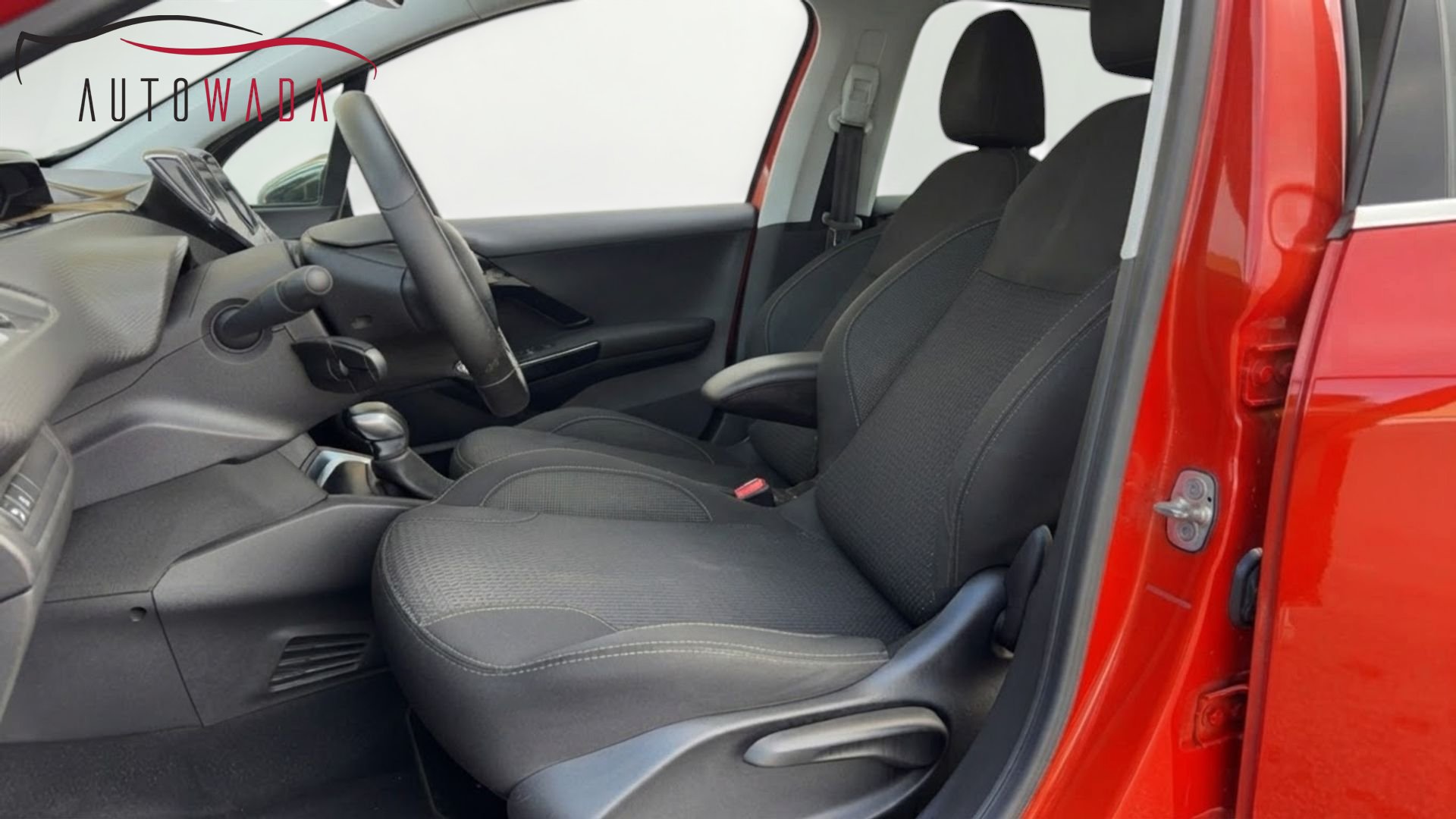 Miniatura 9 Peugeot 208 1° serie