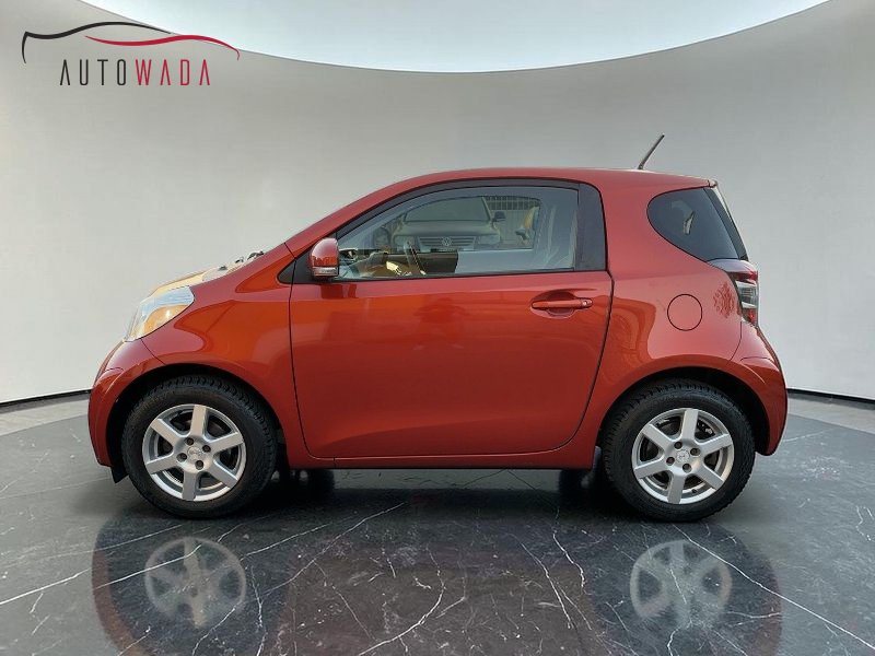 Toyota iQ 2012 usata