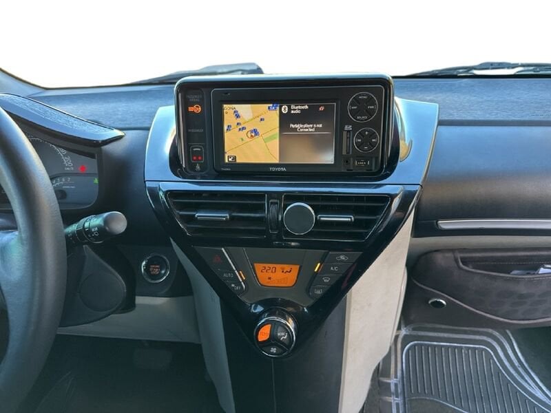 Miniatura 12 Toyota iQ