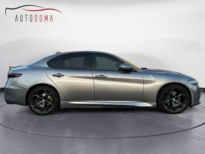Miniatura 2 Alfa Romeo Giulia