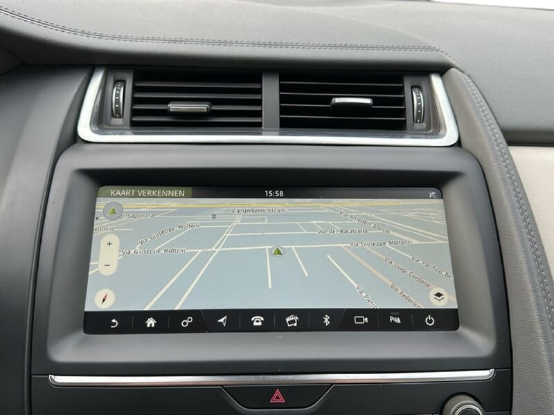 Miniatura 13 Jaguar E-Pace