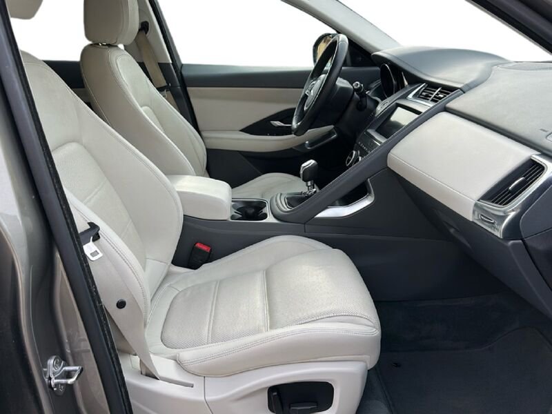 Miniatura 10 Jaguar E-Pace