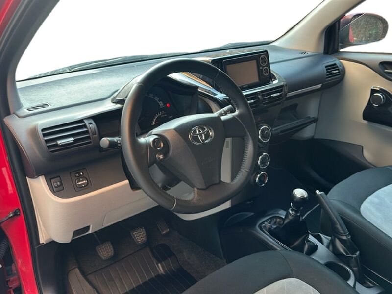 Miniatura 11 Toyota iQ