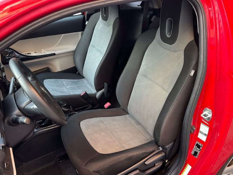 Miniatura 15 Toyota iQ