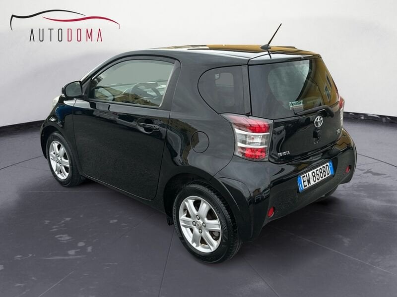 Miniatura 6 Toyota iQ