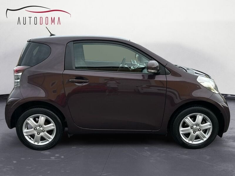 Miniatura 2 Toyota iQ