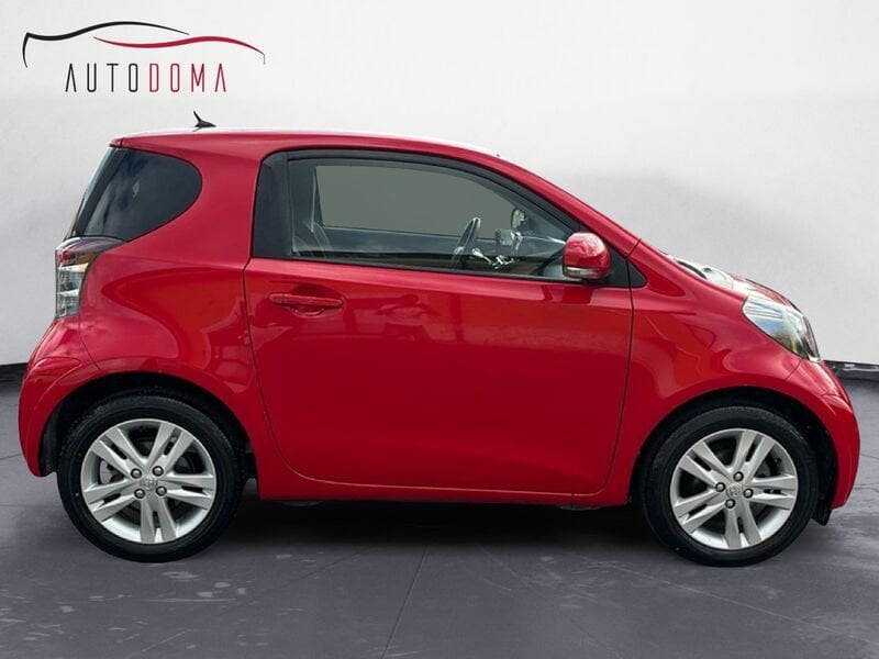 Miniatura 2 Toyota iQ