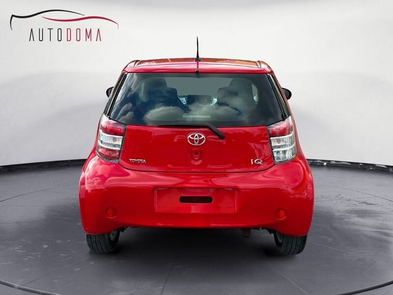 Miniatura 8 Toyota iQ