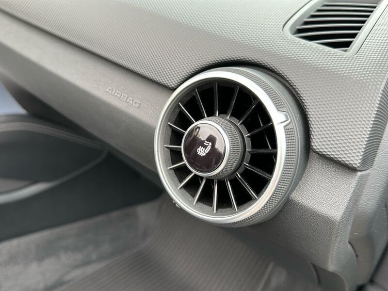 Miniatura 20 Audi TT