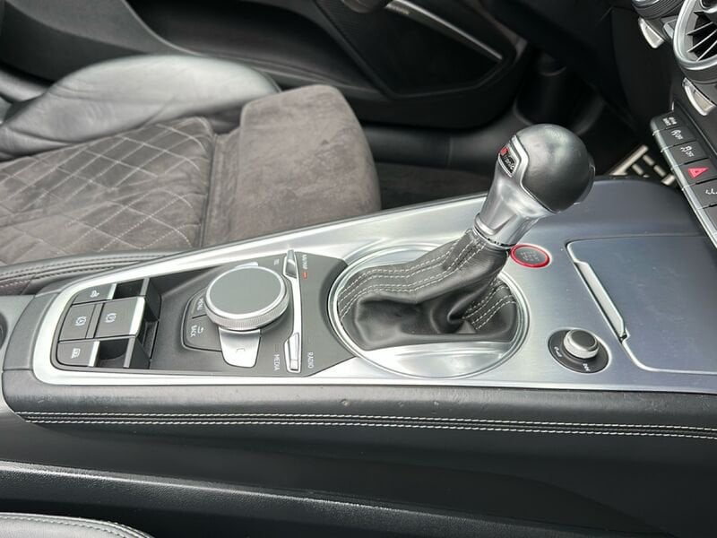 Miniatura 19 Audi TT