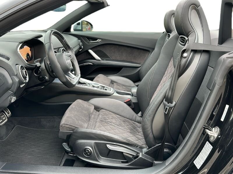 Miniatura 9 Audi TT