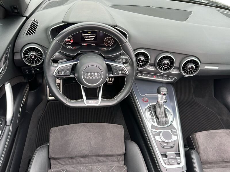 Miniatura 18 Audi TT