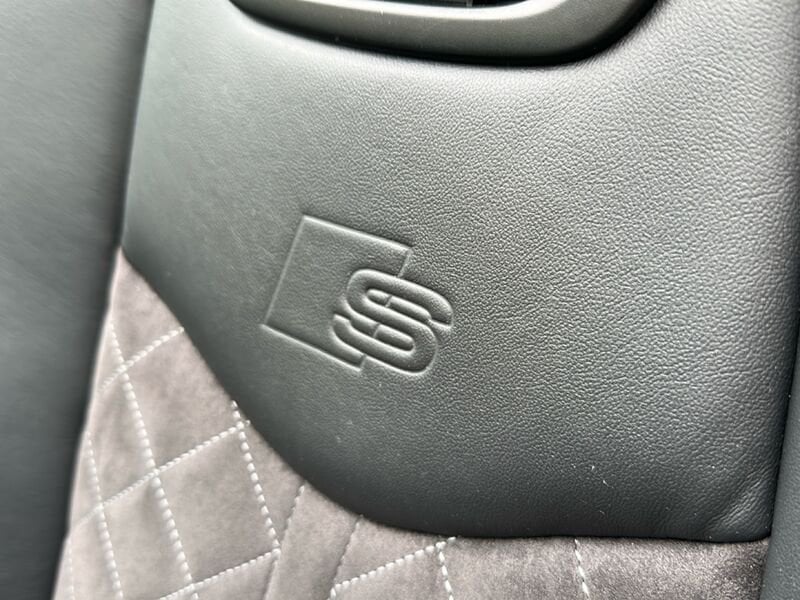 Miniatura 16 Audi TT
